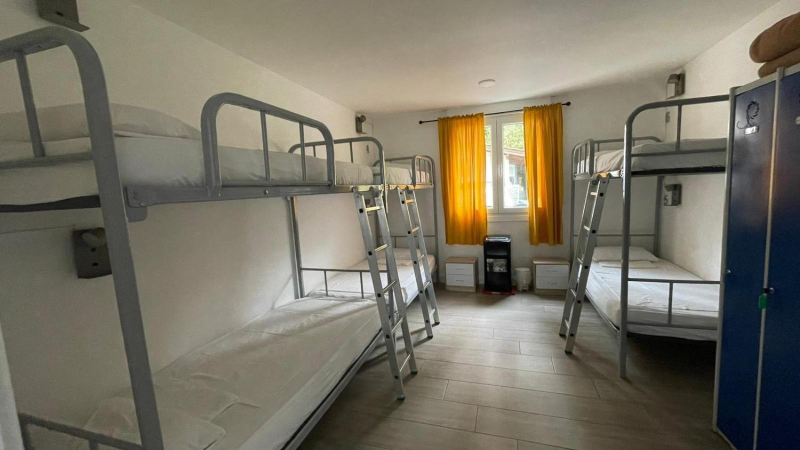Erletxe Aterpea Hostel Лезо Екстериор снимка