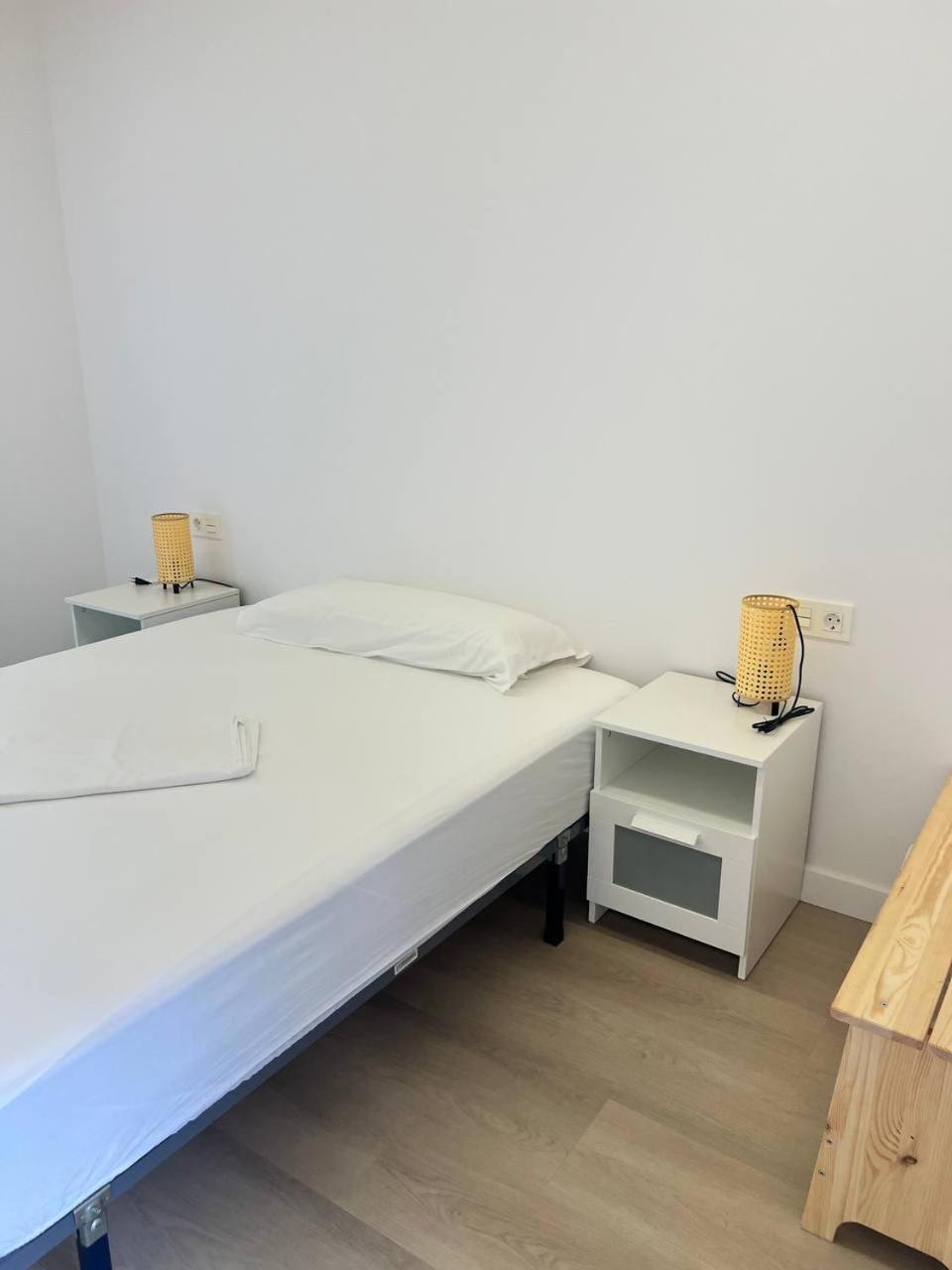 Erletxe Aterpea Hostel Лезо Екстериор снимка