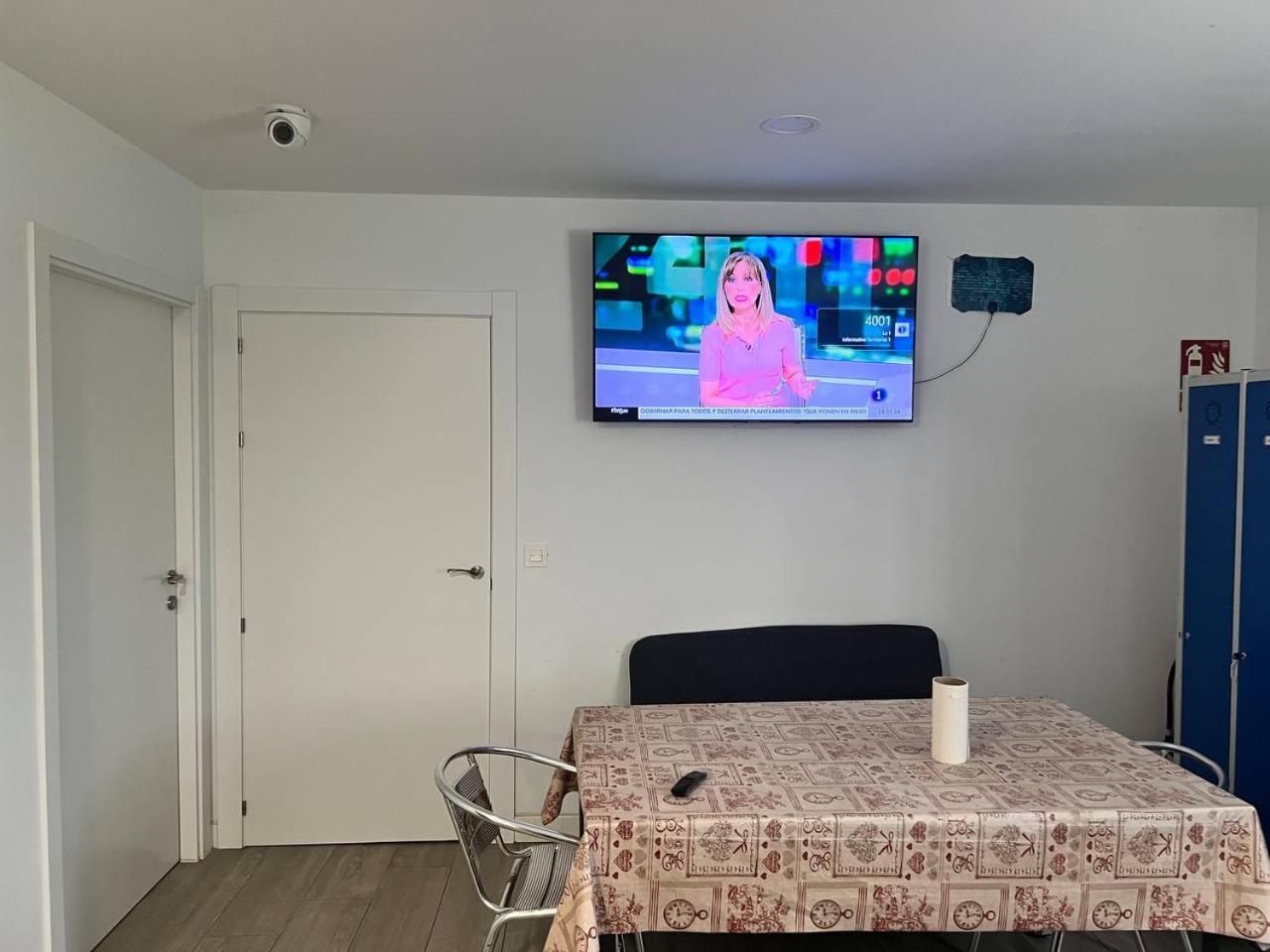 Erletxe Aterpea Hostel Лезо Екстериор снимка